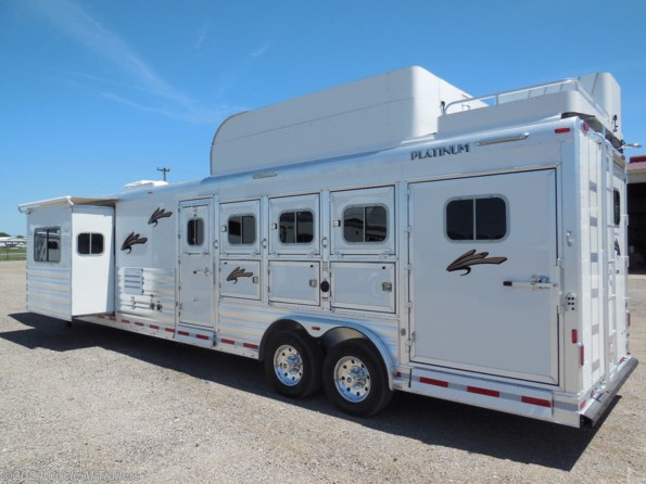 2025 Platinum Coach Outlaw SIDE TACK - SLIDE - OUTLAW - TRI-FOLD - BAR available in Kaufman, TX