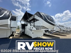 New 2025 Grand Design Solitude 390RK available in Duncan, South Carolina