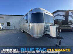 Used 2025 Airstream Globetrotter 27FB Twin available in Duncan, South Carolina