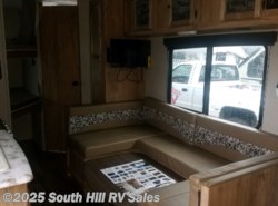 New 2019 Coachmen Freedom Express Select 23.9 SE available in Puyallup, Washington