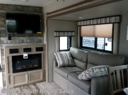 New 2020 Coachmen Catalina Destination 39FKTS available in Puyallup, Washington