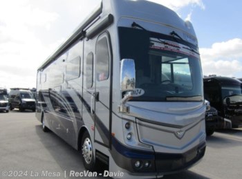New 2024 Fleetwood Discovery LXE 40M-LXE available in Davie, Florida