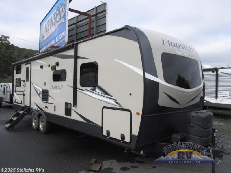 Used 2020 Forest River Flagstaff Super Lite 27BHWS available in Adamstown, Pennsylvania