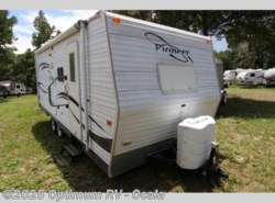 Used 2007 Fleetwood Pioneer 21CKS available in Ocala, Florida