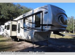 New 2019 Palomino Columbus F374BH available in Ocala, Florida