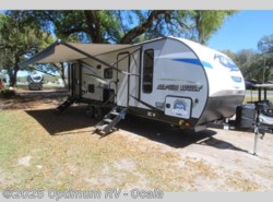 New 2019 Forest River Cherokee Alpha Wolf 26DBH-L available in Ocala, Florida
