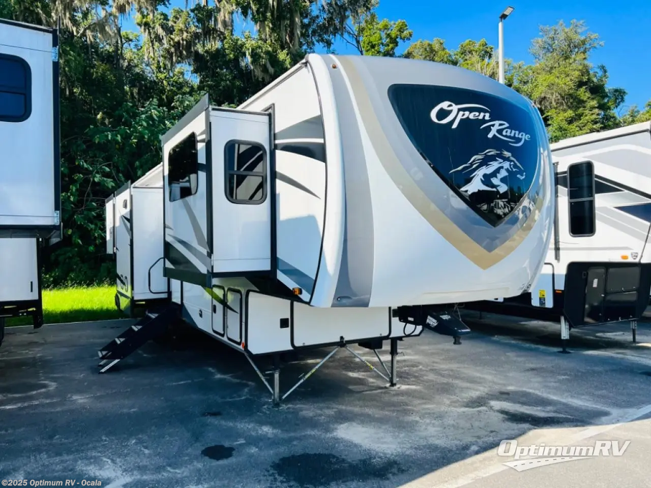 Used 2023 Highland Ridge Open Range 376FBH available in Ocala, Florida