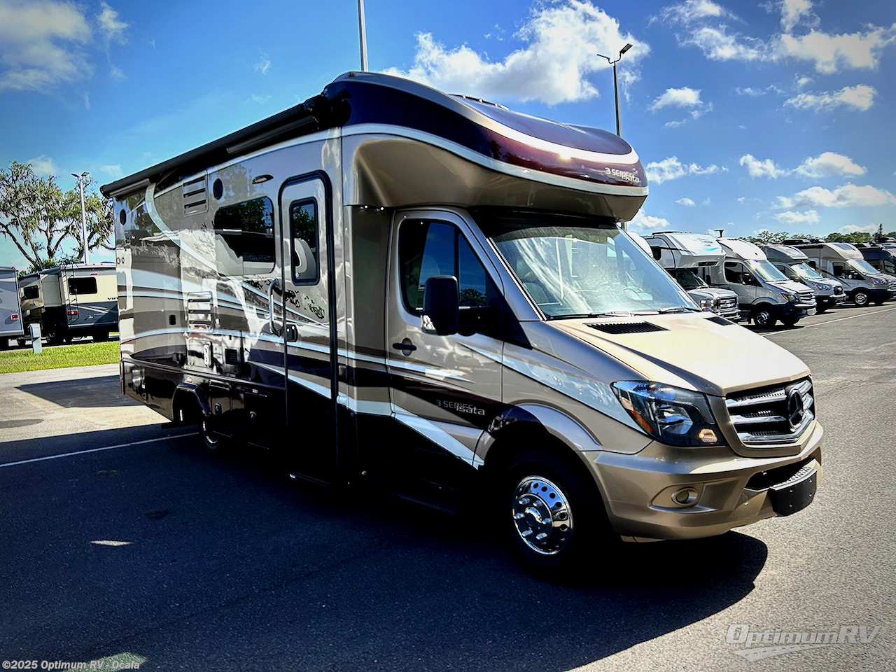 Used 2018 Dynamax Corp isata 3 24FW available in Ocala, Florida