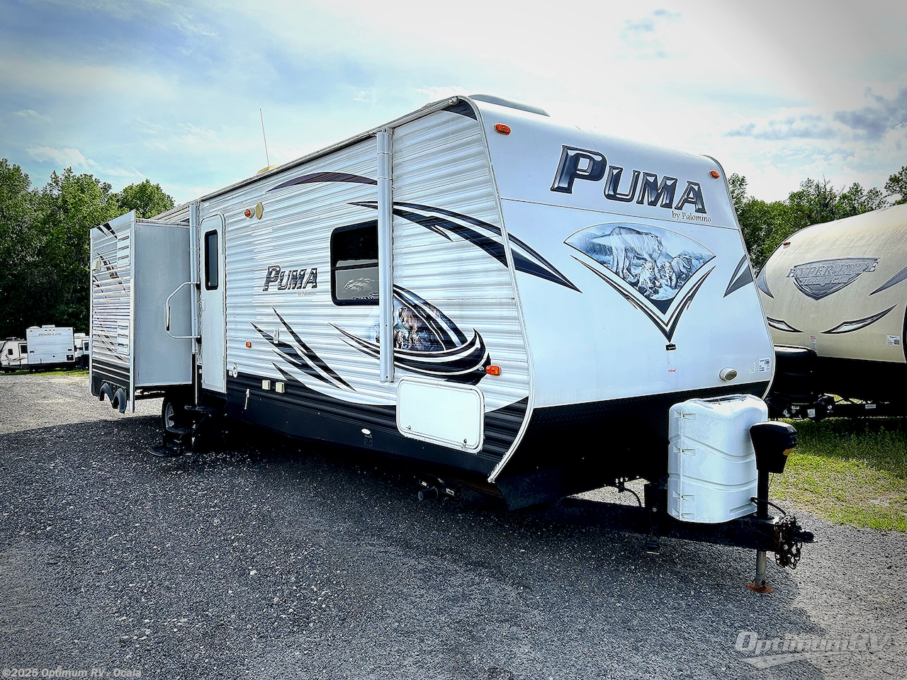 Used 2014 Palomino Puma 32DBKS available in Ocala, Florida