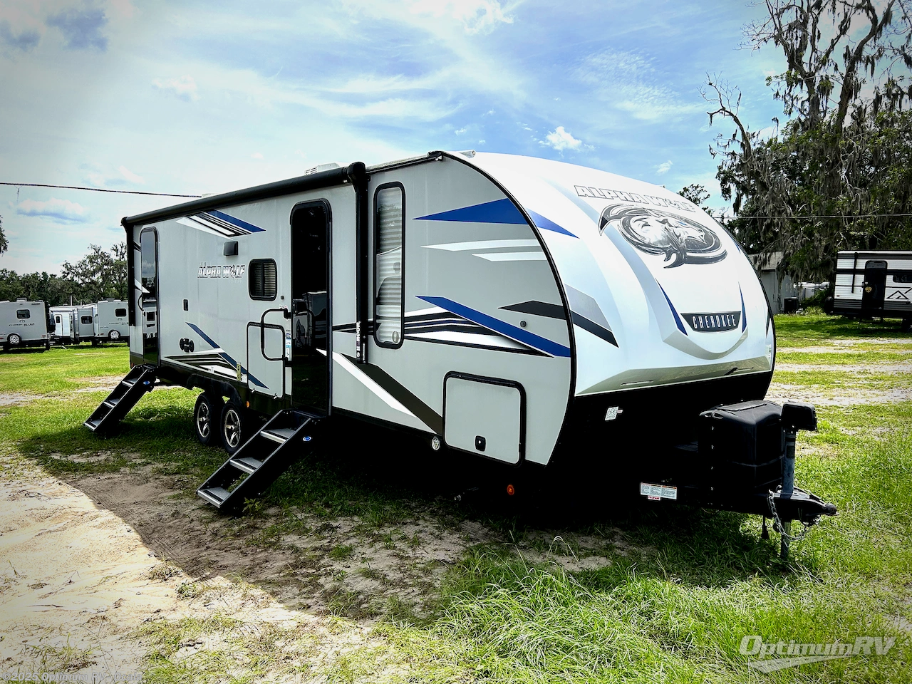 Used 2021 Forest River Cherokee Alpha Wolf 26DBHL available in Ocala, Florida