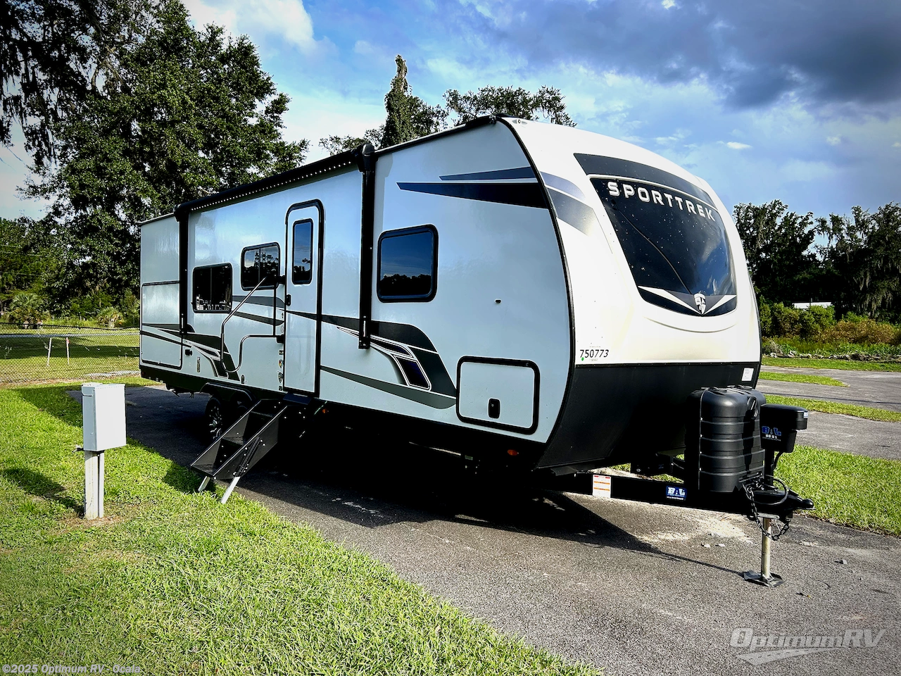 New 2026 Venture RV SportTrek ST271VRB available in Ocala, Florida