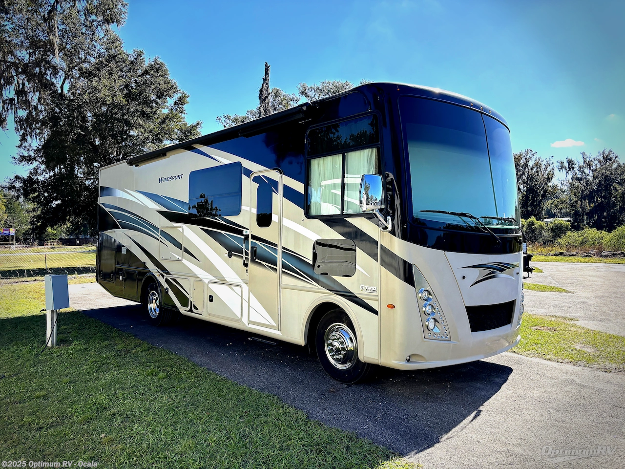 Used 2020 Thor Windsport 29M available in Ocala, Florida