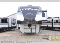 New 2020 Keystone Fuzion 373 available in Seguin, Texas
