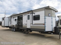 New 2020 Forest River Salem Villa 42QBQ available in Paynesville, Minnesota