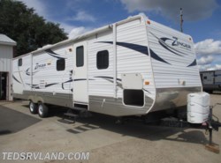 Used 2011 CrossRoads Zinger ZT31SB available in Paynesville, Minnesota