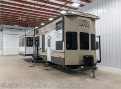 New 2019 Forest River Salem Villa Grand 42DL available in Grand Rapids, Michigan