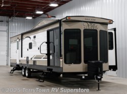 New 2019 Forest River Salem Villa Classic 353FLFB available in Grand Rapids, Michigan