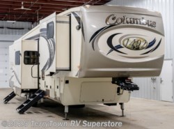 New 2018 Palomino Columbus 386FK available in Grand Rapids, Michigan