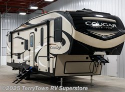 New 2019 Keystone Cougar Half-Ton 29RDB available in Grand Rapids, Michigan