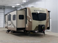 New 2019 Forest River Rockwood Signature Ultra Lite 8324BS available in Grand Rapids, Michigan