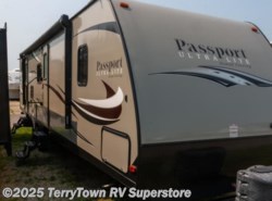 Used 2016 Keystone Passport Ultra Lite Grand Tour 3350BH available in Grand Rapids, Michigan