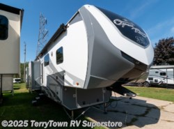 Used 2017 Highland Ridge Open Range 3X 427BH available in Grand Rapids, Michigan