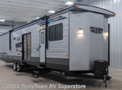 New 2021 Forest River Salem Villa Classic 4002Q available in Grand Rapids, Michigan