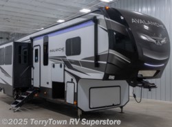 New 2021 Keystone Avalanche 378BH available in Grand Rapids, Michigan