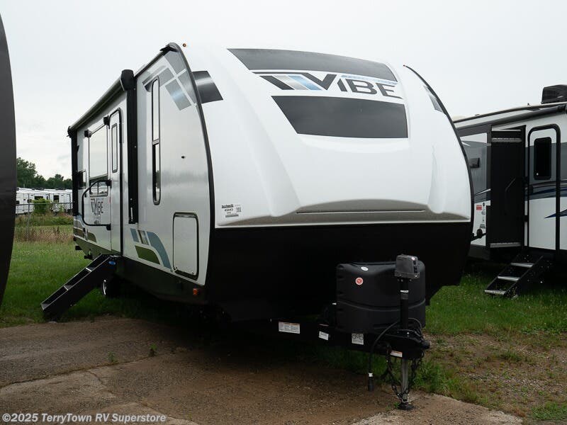 Used 2021 Forest River Vibe 26RK available in Grand Rapids, Michigan