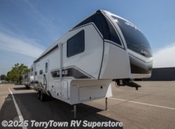 New 2026 Jayco Eagle HT 31QCD available in Grand Rapids, Michigan