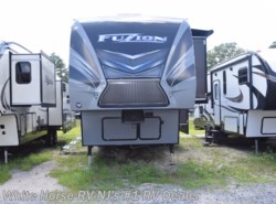Used 2015 Keystone Fuzion 325 available in Egg Harbor City, New Jersey