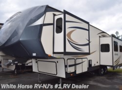Used 2016 Forest River Salem Hemisphere Lite 276RLIS available in Egg Harbor City, New Jersey