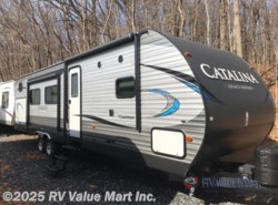 Used 2019 Coachmen Catalina Legacy 333BHTSCK available in Lititz, Pennsylvania