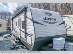 Used 2020 Jayco Jay Feather 24BH available in Lititz, Pennsylvania