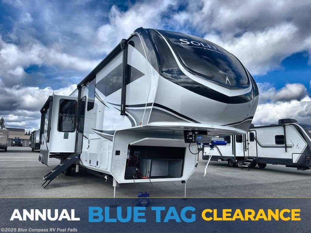 New 2025 Grand Design Solitude 391DL available in Post Falls, Idaho