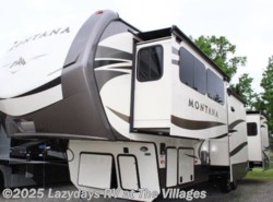 Used 2016 Keystone Montana available in Wildwood, Florida