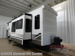 New 2025 Alliance RV Benchmark 42LFT available in North Canton, Ohio