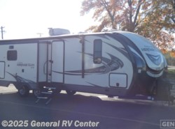 Used 2020 Forest River Wildwood Heritage Glen 273RL available in North Canton, Ohio