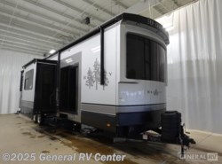 New 2025 CrossRoads Redwood Regency 3881FKL available in Huntley, Illinois