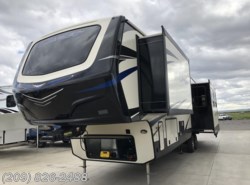 New 2018 CrossRoads Cameo 363RL available in Los Banos, California
