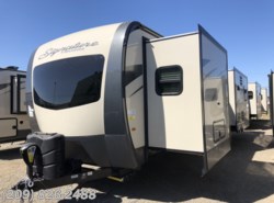 New 2019 Forest River Rockwood Signature Ultra Lite 8329SS available in Los Banos, California