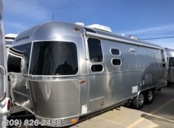 New 2019 Airstream Flying Cloud 26RB Twin available in Los Banos, California