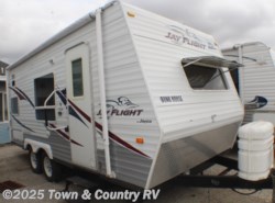 Used 2005 Jayco Flight 20BH available in Clyde, Ohio