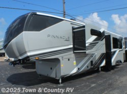 New 2026 Jayco Pinnacle 38FBRK available in Clyde, Ohio