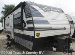 Used 2022 CrossRoads Zinger Lite 259FL available in Clyde, Ohio