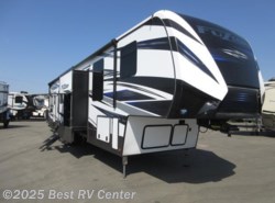 New 2018 Keystone Fuzion FZ427 13.6 Ft Gar 13.6 Ft Garage/ 2 Bathrooms/6 P available in Turlock, California