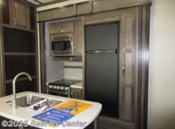 New 2019 Dutchmen Voltage Triton 3531 /Two Bathroom/ 6 Pt Hydraulic Auto Leveling/ available in Turlock, California