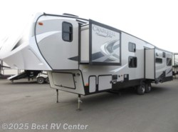 New 2019 Coachmen Chaparral 30BHS Auto Leveling/ Three Slide Outs/ Rear Enter available in Turlock, California