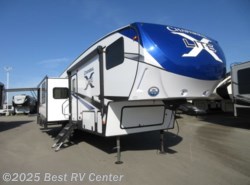 New 2019 Coachmen Chaparral X-Lite 285X Rear Living/ 4 Pt. Electric Auto leveling/ Th available in Turlock, California
