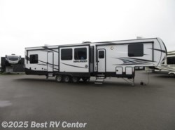 New 2019 Highland Ridge Highlander 383H 15' Garage/ 5.5 Onan Generator /3 A/C/Ramp Do available in Turlock, California